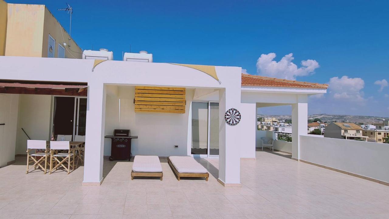 Stay Sunny Palms Apartment Voroklini Dış mekan fotoğraf